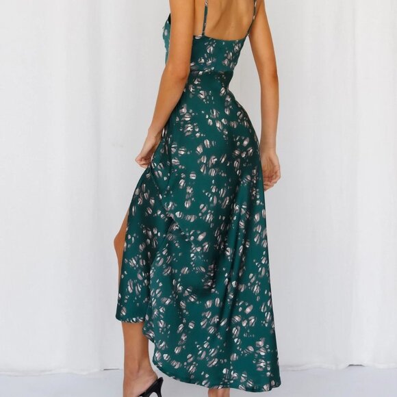 Hello Molly Green Floral Midi Dress - Picture 2 of 7